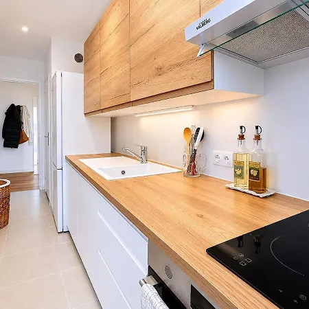 Apartamento Bien Placé, 2 Chambres, 5 Personnes, Parking Privé *